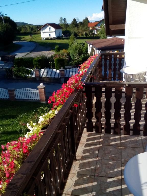 Guest House Boric Grabovac  Esterno foto
